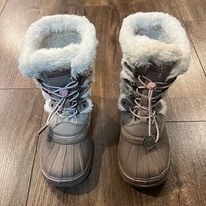 NWOT!!! Ladies London Fog boots: